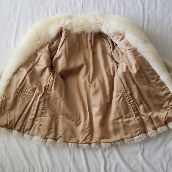 **SOLD**Vintage Blushed Dyed Fox Fur Jacket size 6 - Picture 5 of 8